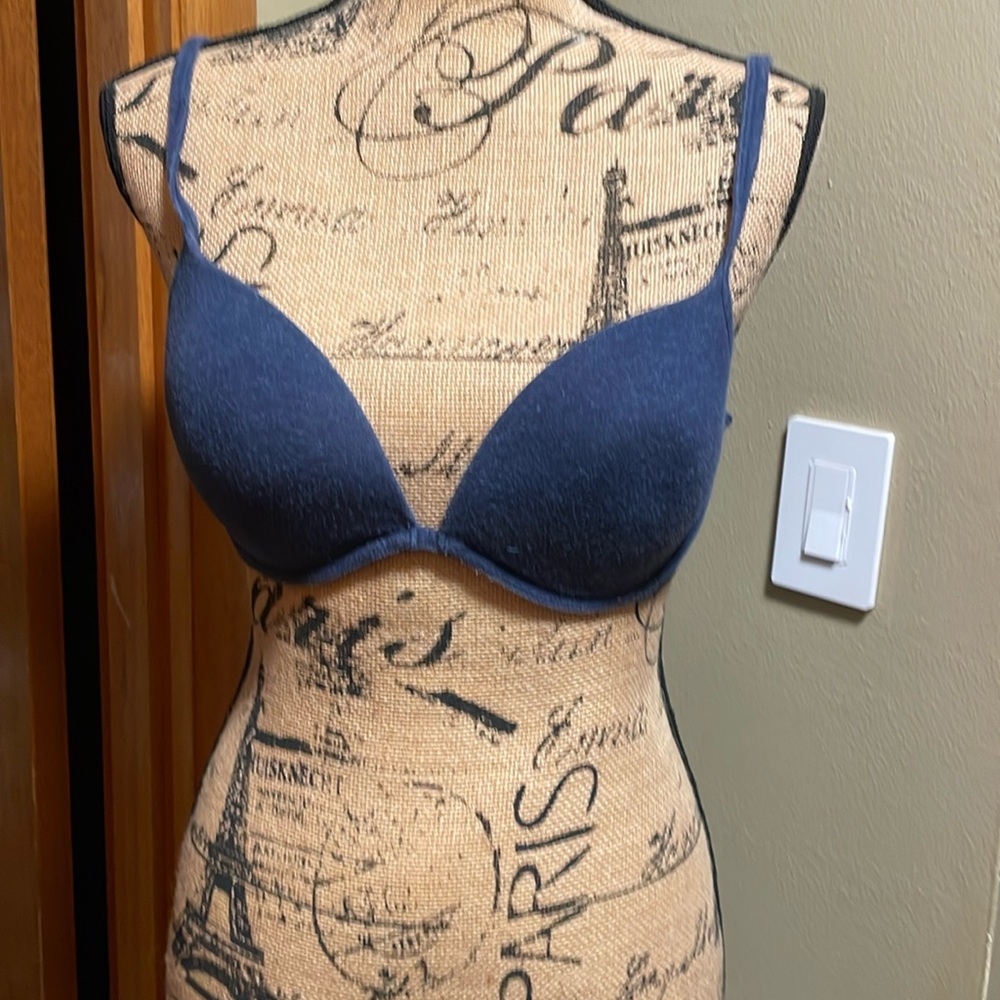 Victoria Secret Navy Blue Underwire Bra Size 36D
